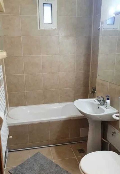 Дава се под наем Тристаен апартамент в Бургас, Акациите - 85 кв.м за 255 € - Снимка #2