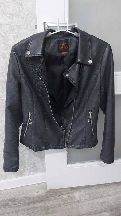 Куртка кожаная женская