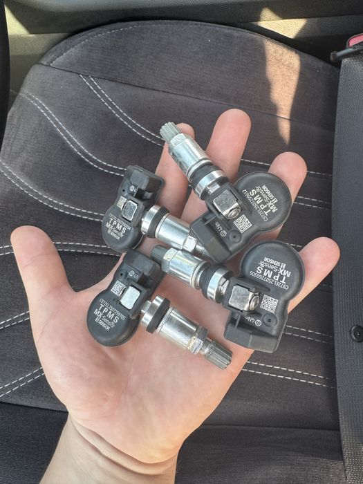 Датчики давления в шинах универсальные