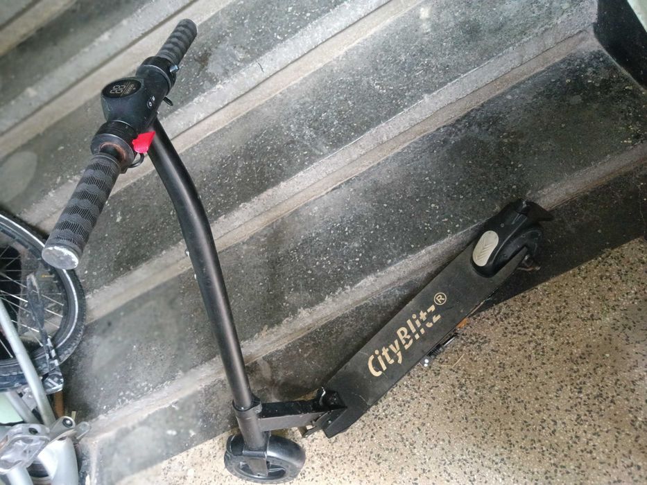 Електрическа тротинетка лека , батерия OK,зарядно.ВЗЕМАНЕ САМО В ШУМЕН