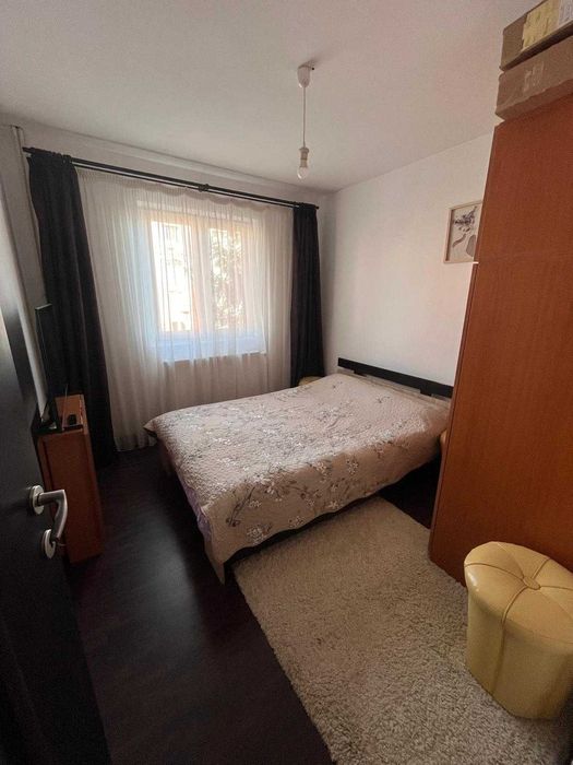 Inchiriez apartament 2 camere
