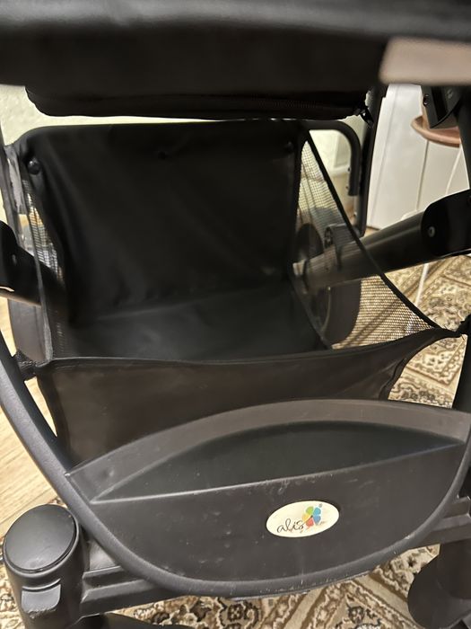 Продам детскую коляску