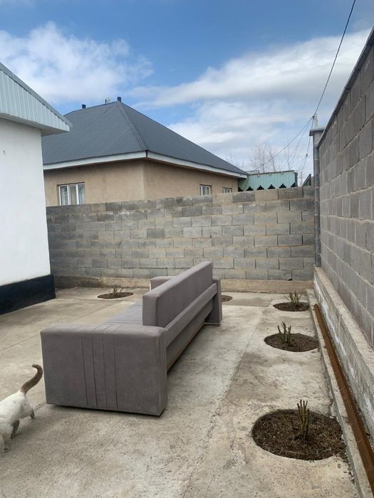 Диван, сатылады.