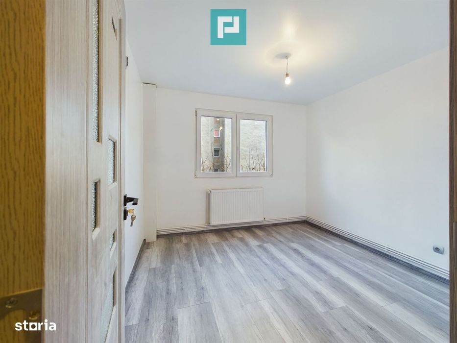 Apartament 3 camere pe str Hateg in Vlaicu