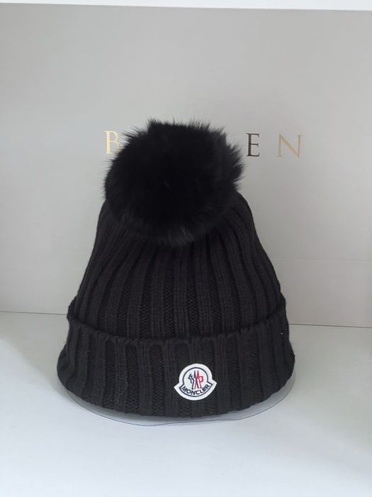 Продам шапки Монклер 1:1