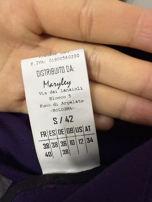 Продам женский костюм