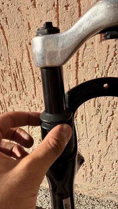 Rock Shox Judy TT  100mm 26 вилка КАТО НОВА