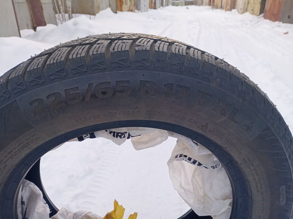Продам резину шиповка.