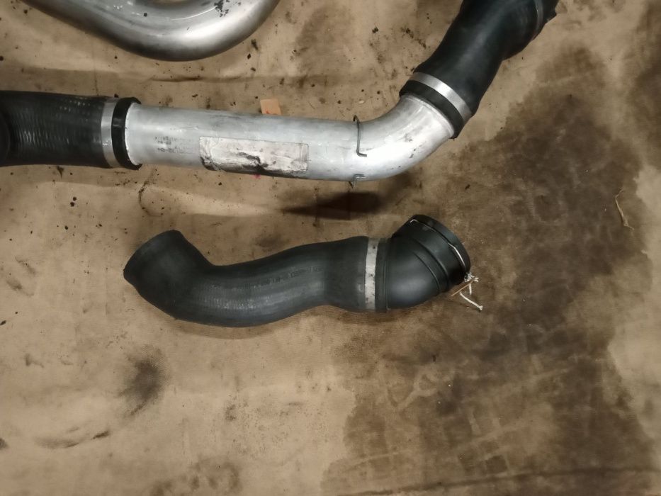 е60 е61 525д 530д Маркуч тръба турбо 177 и 218 коня BMW е60 е61 525д 5