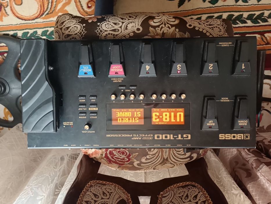 Срочно гитара ва протцессер комплект сотилади холати идеал