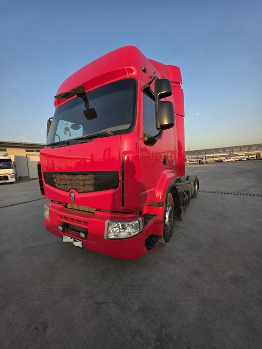 Renault Premium тягач