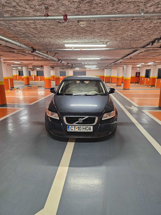 Volvo S40