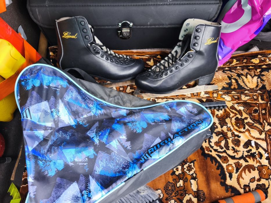 Коньки детские в комплекте с сумкой