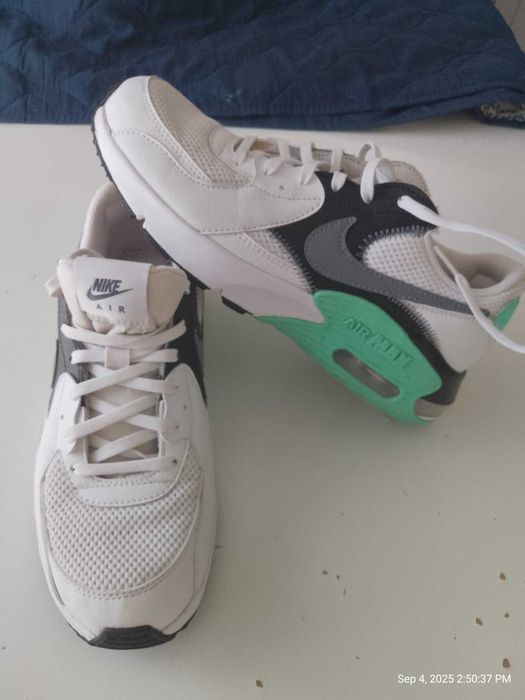 Оригинални Маратонки Nike Air Max Excee 40