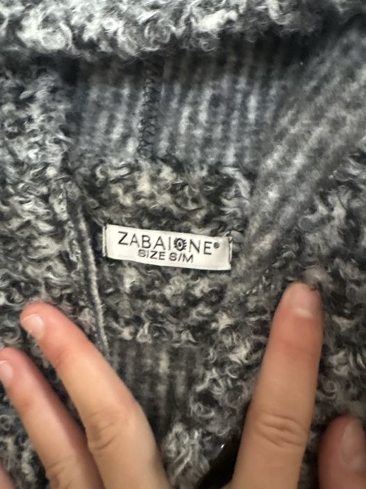Палто черно бяло