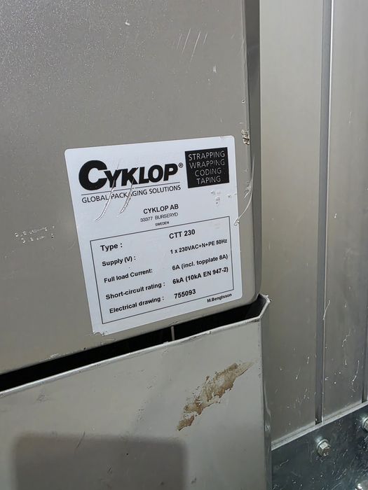 Masina infoliat paleti Cyklop