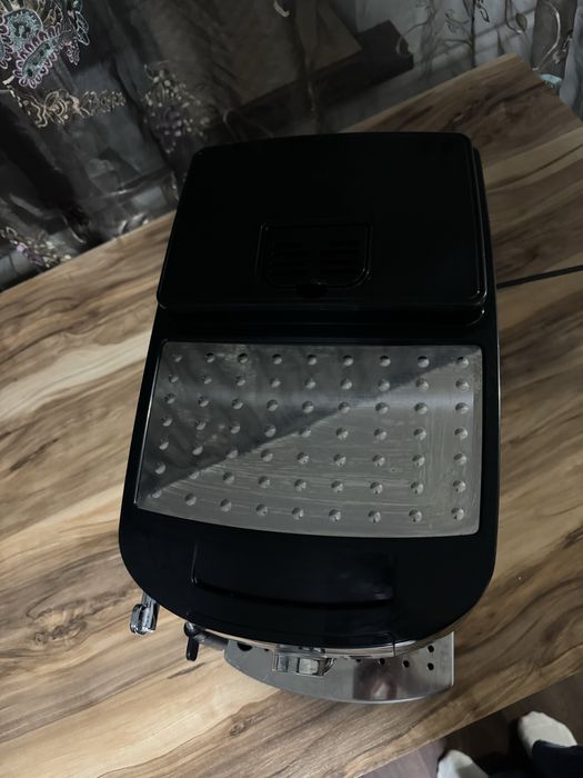 Кофемашина Delonghi MagnificaS