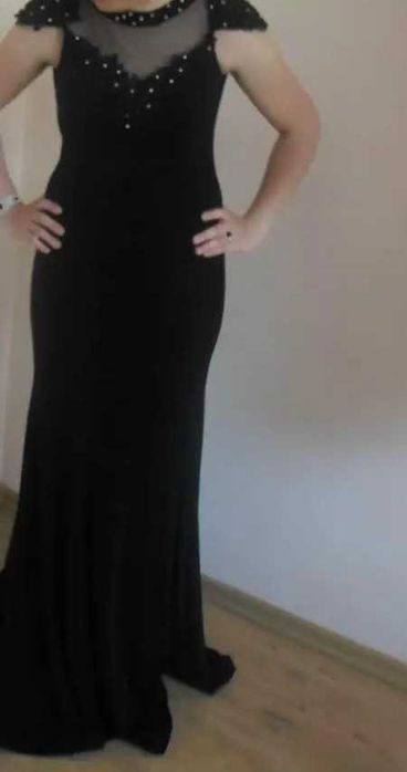 Официална черна рокля
