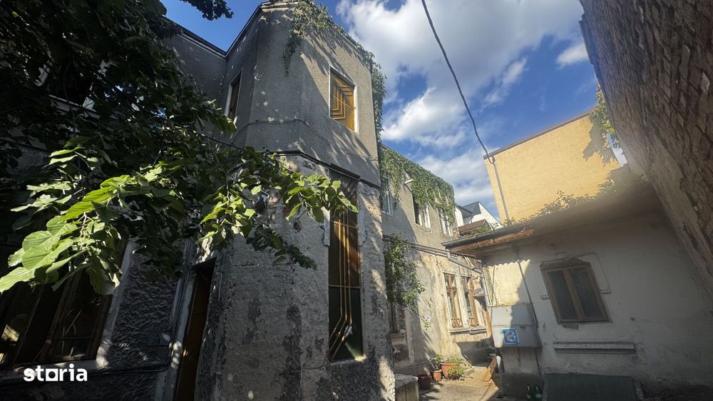 Vanzare apartament 3 camere vila interbelica langa Mall Vitan