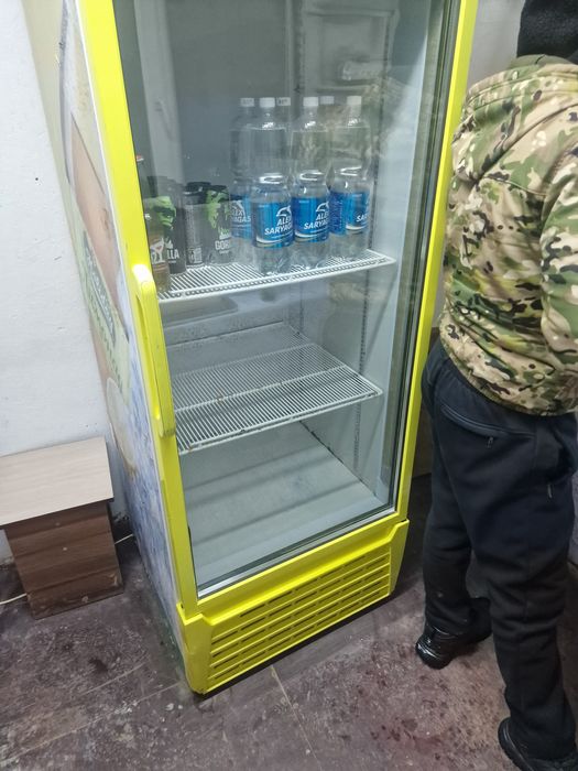 Столовая контейнер