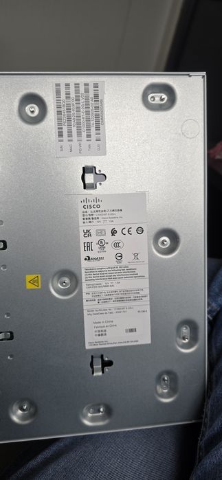 Switch Cisco Catalyst C1000-8T-E-2G-L – Noi, nefolosite