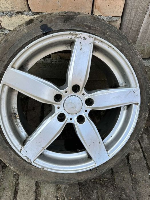 5по120 .. ЕТ30 .. 8J ..джанти с гуми dezent 17 ки
5по120 .. 8,5J .. ET