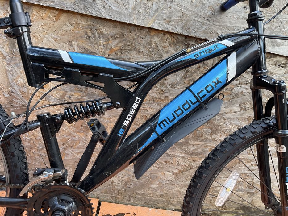Bicicleta muddyfox roti 26” cu suspensii