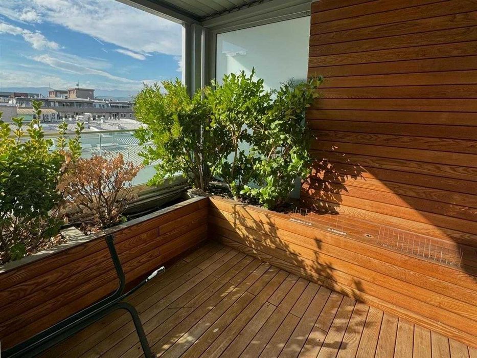 Дава се под наем Многостаен апартамент в Пловдив, Тракия - 114 кв.м за 464.1 € - Снимка #8