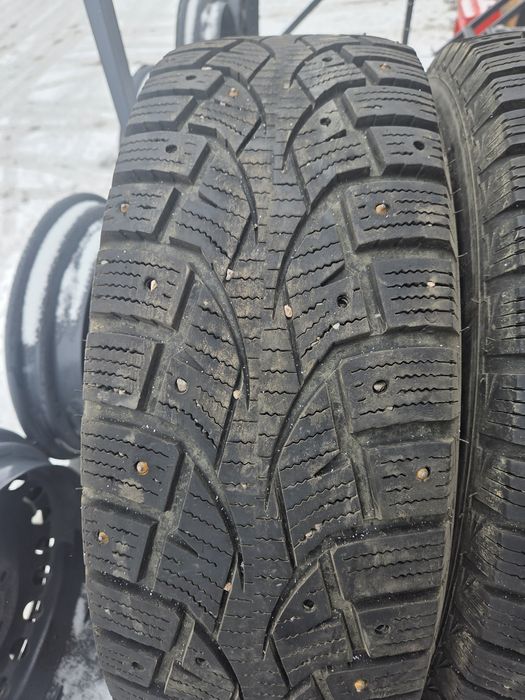 Продаю 215/65 r16