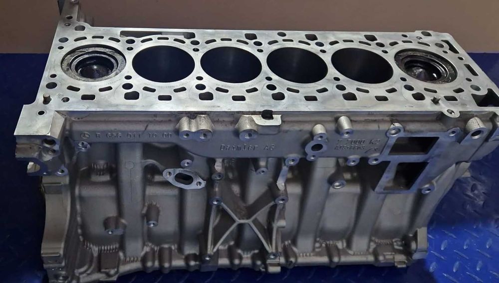 Bloc Motor Mercedes OM656