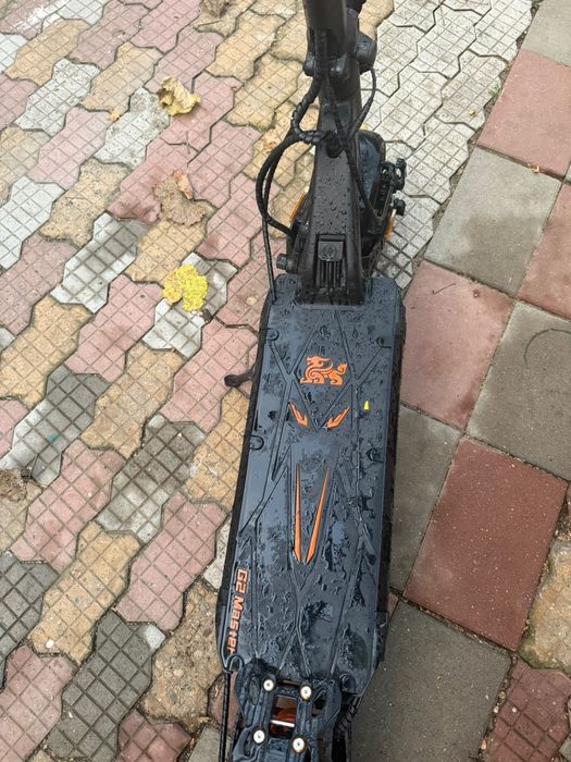 Trotineta kukirin g2 master 2025