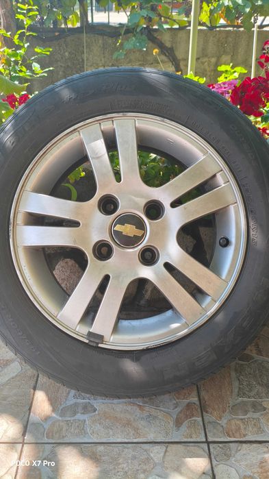 Chevrolet Lacetti / Nubira Гуми и Джанти