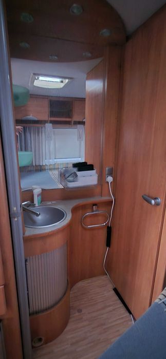 Rulota Hymer NOVA 2008 pentru 4-5 persoane Inmatriculata RO