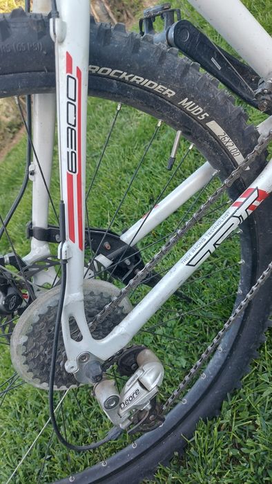 Bicicleta Trek 6300 Rock Shox și bicicleta  Bulls
