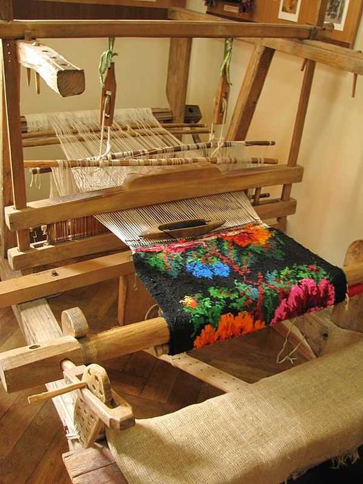 Античен голям тъкачен стан за килими – наследствен, пълен комплект