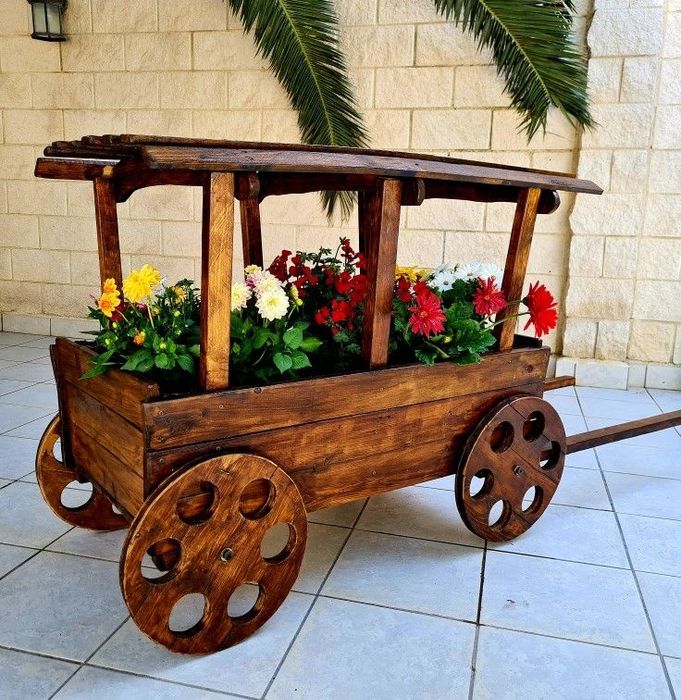 Suporturi pentru flori din lemn diferite accesorii pentru gradina