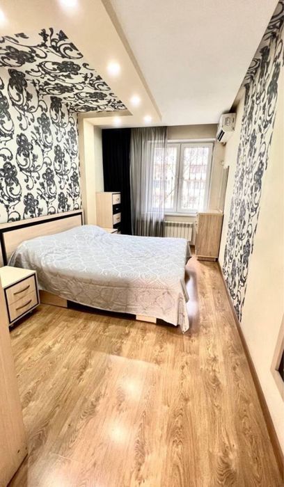 Цум 2в3/2/4 меб+тех балкон-2/6 Срочно 65квм 110-Школа