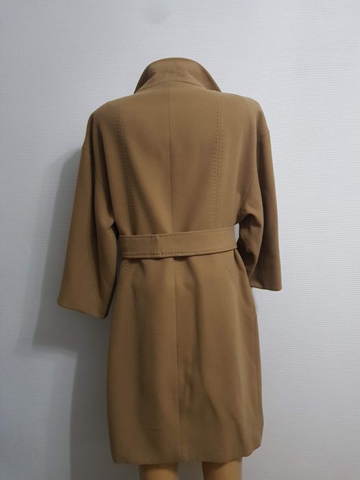 Продам пальто и пуховики