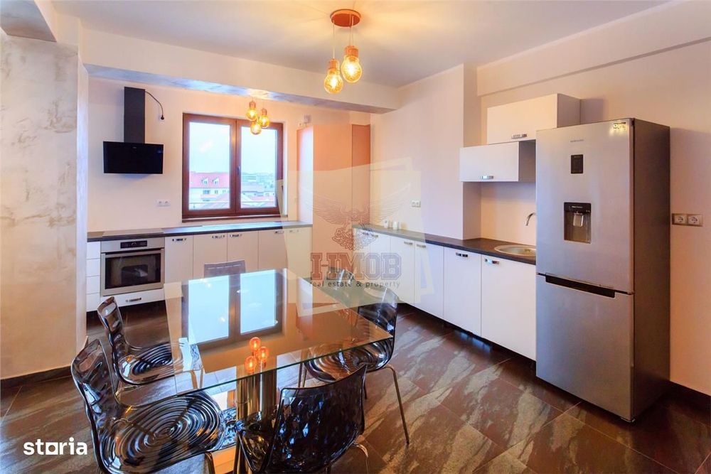 Penthouse de LUX cu 4 camere 320 mp terase 2 bai 2 parcari in Strand