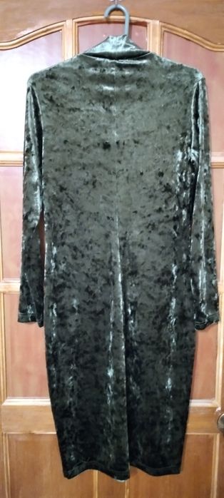 Продаётся женскоеплатье