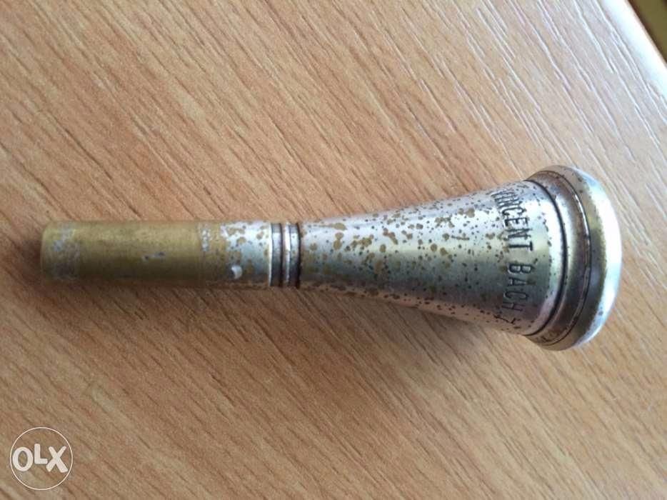 Muștiuc corn Vincent Bach 7