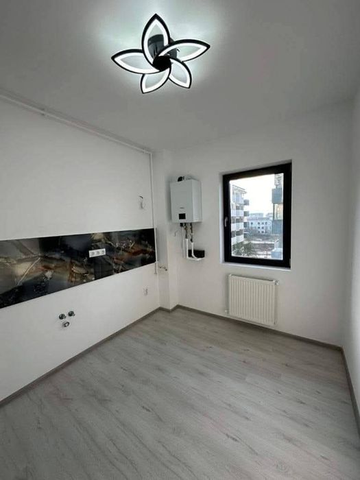 Faianță, gresie, parchet