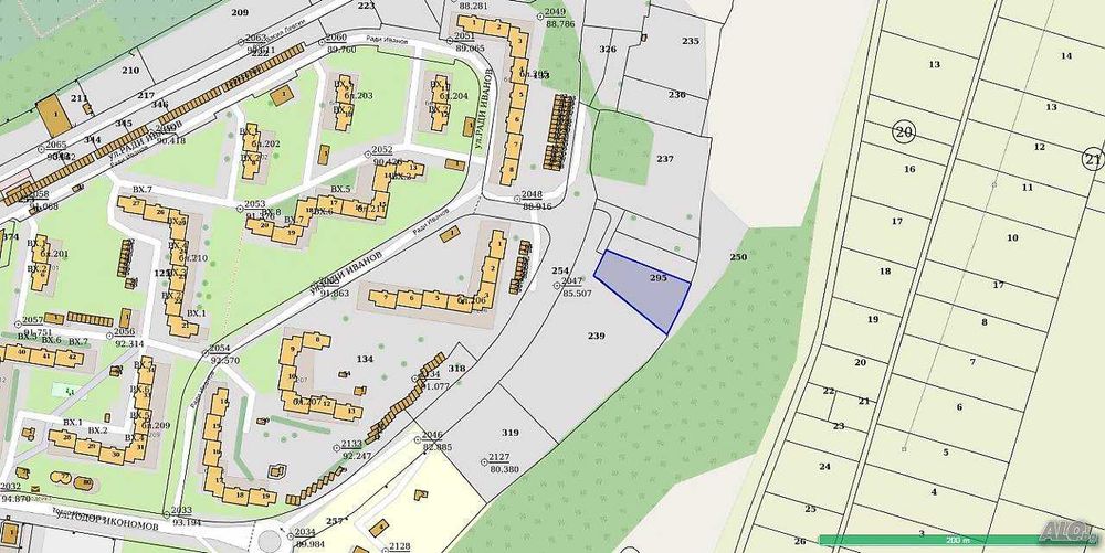Продава ПАРЦЕЛ 2050 кв.м. за средно строителство, Русе, Чародейка - Юг