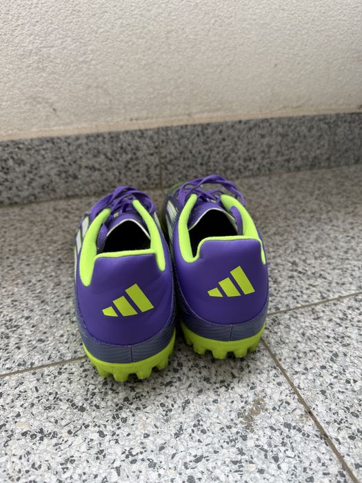 Ghete de fotbal Adidas f50