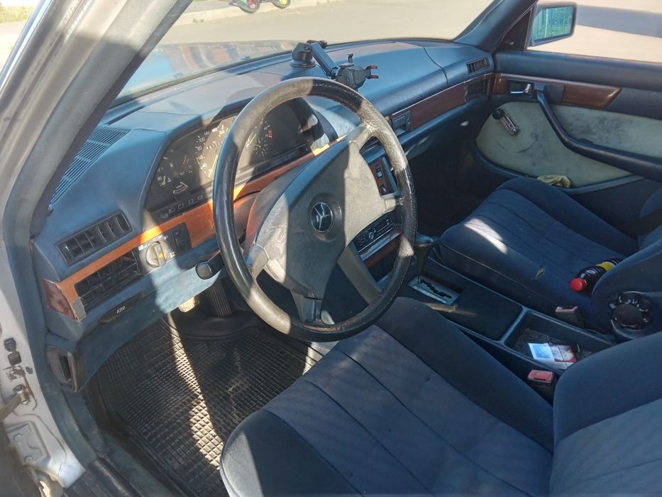 Продам  Daimler Benz-W126