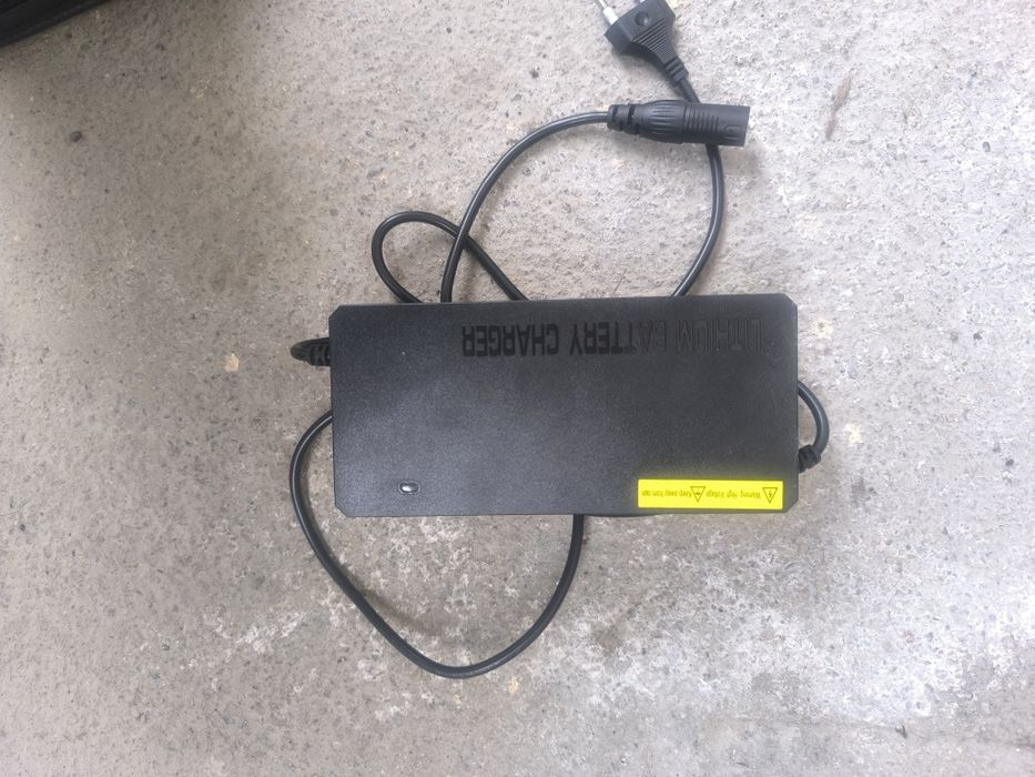 Быстрая зарядка для Monster Drongo  500 A 60V