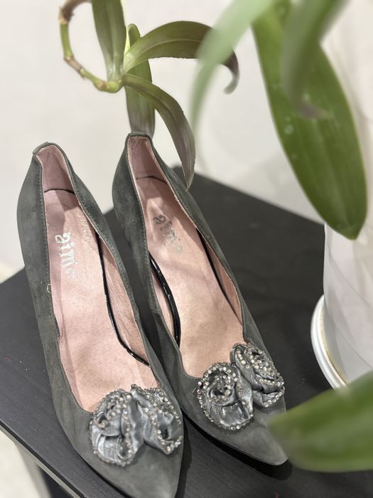 Туфли красивые замшевые