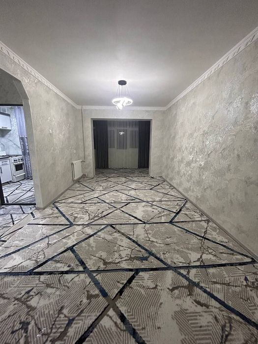 Tojmahal tomonda 2 xonalik uy sotiladi