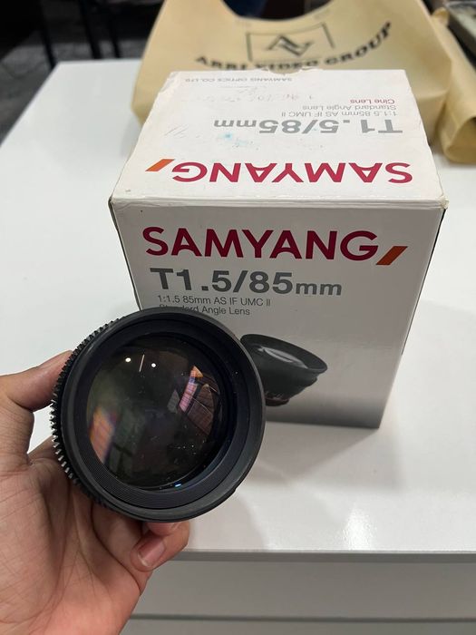 Obektiv samyang tez va arzon sotiladi