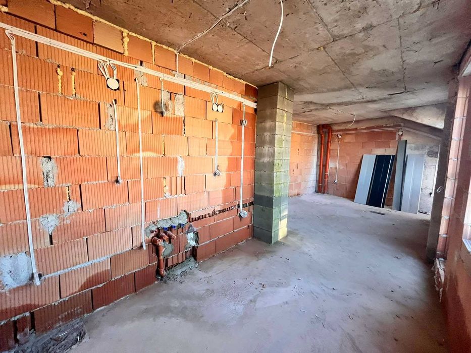 ПРОСТОРЕН 3-СТАЕН АПАРТАМЕНТ ЗА ПРОДАЖБА - КВ. АСПАРУХОВО!!!